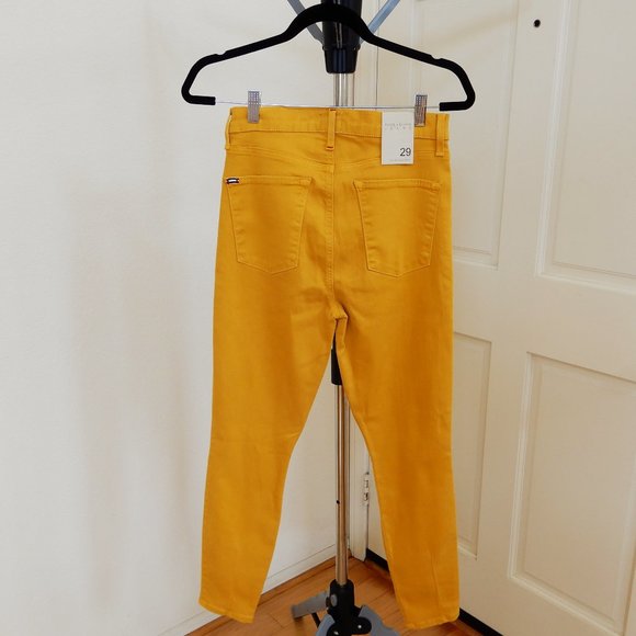 Alice + Olivia ‼️SALE‼️ - Good High Rise Skinny Jeans - NWT - Picture 5 of 8